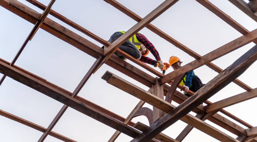 Professional gutter cleaning services in Freeburg, PA